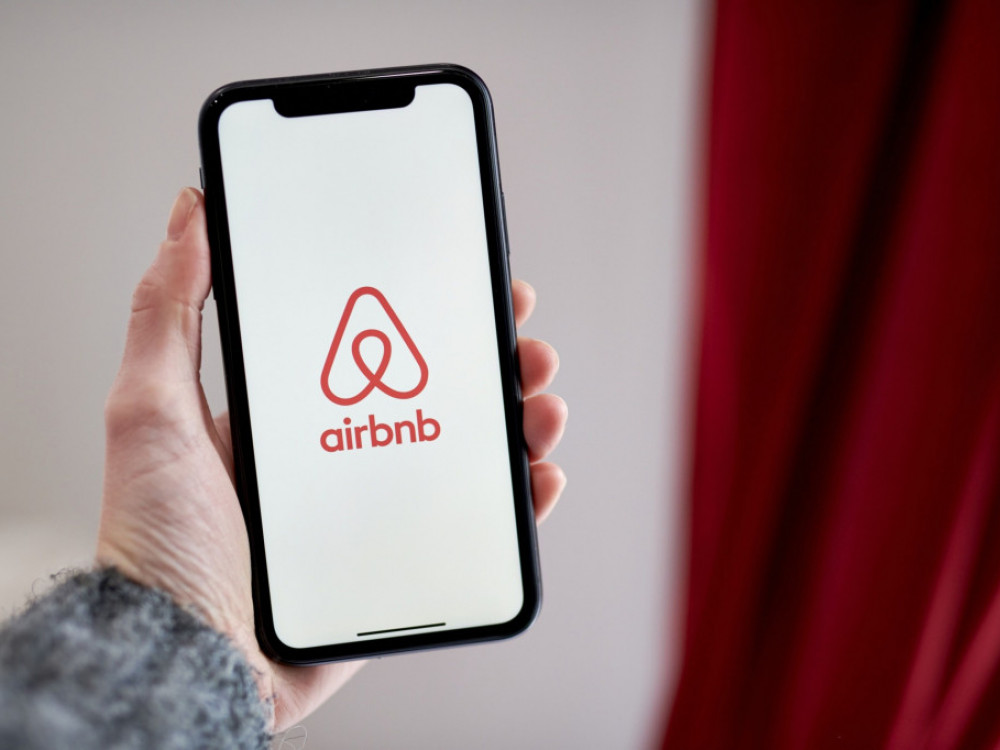 Airbnb uz pomoć umjetne inteligencije kreće u obračun s lažnim oglasima