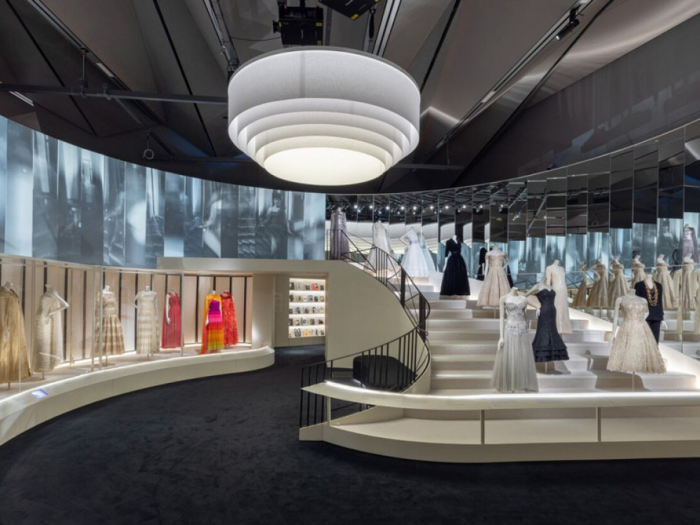Londonska izložba Chanel otkriva kako je odijelo postalo simbol stila