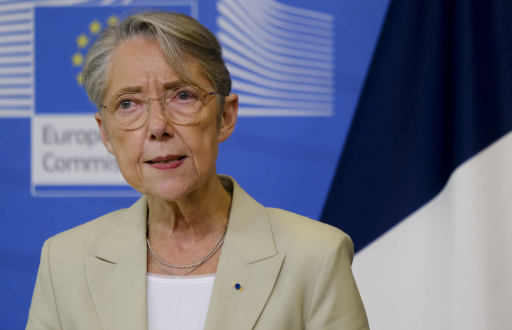 Francuska premijerka Elisabeth Borne podnijela ostavku