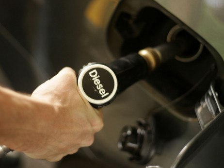 Od utorka niže cijene goriva, benzin pojeftinjuje za pet centi