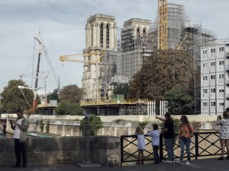 Katedrala Notre-Dame iduće godine otvara vrata, ne i bez kontroverzi