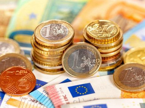 Europa izgubila 5,7 milijardi dolara zbog 'valutne oluje'