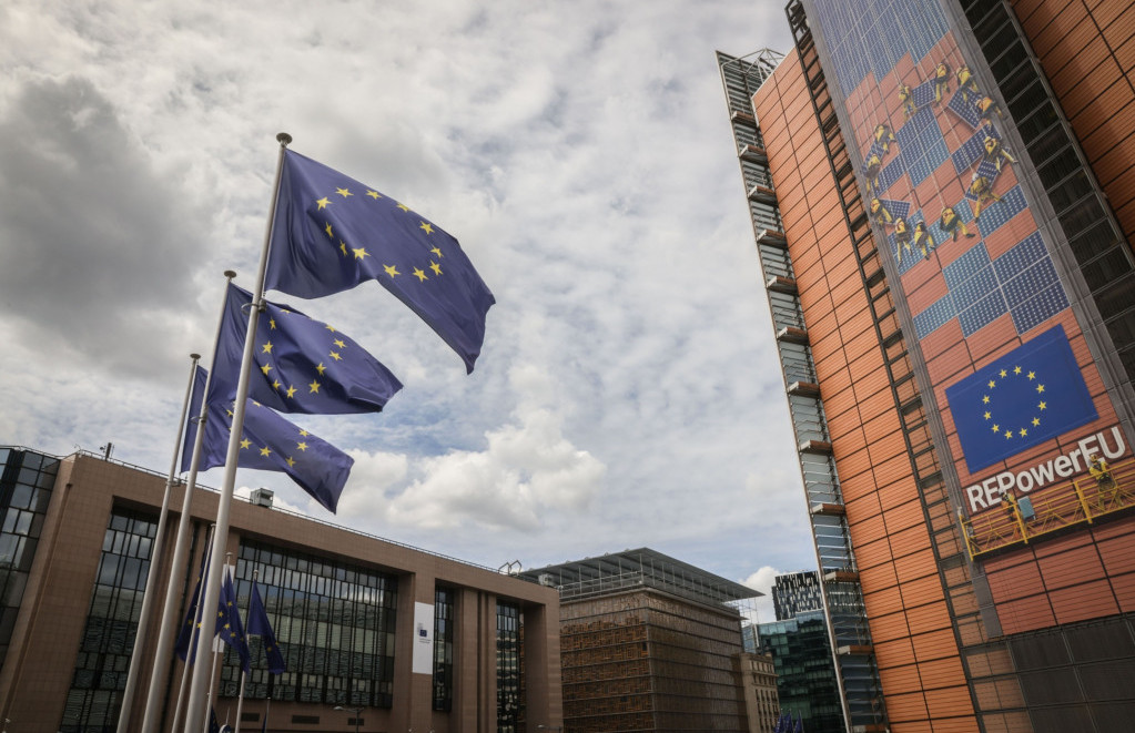 EU će na carine SAD-a uzvratiti udarcem na tehnološke kompanije