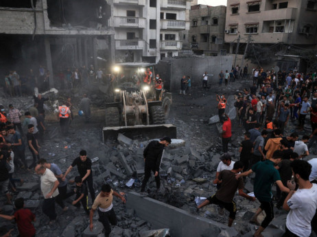 Izrael bombardirao bolnicu, poginule stotine Palestinaca