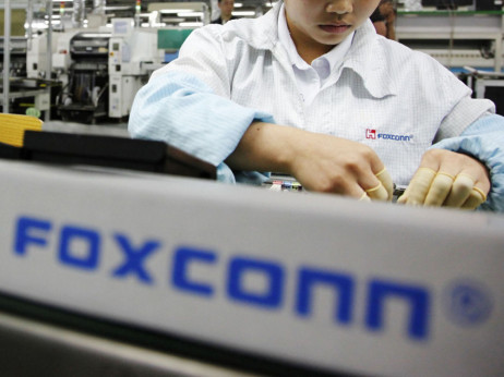 Pala prodaja Foxconna, proizvođača iPhonea