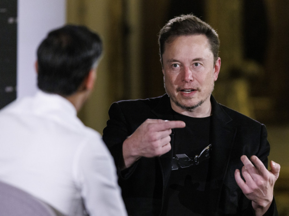 Elon Musk predstavio Grok, buntovnički UI s dozom duhovitosti