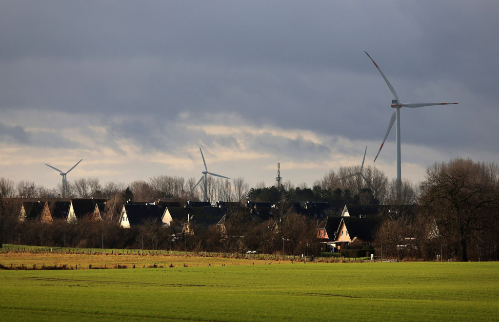 Njemački će farmeri morati na svojoj zemlji prihvatiti novu energetsku infrastrukturu
