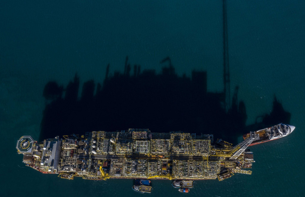 Cijena nafte stabilna unatoč oprečnim procjenama IEA-e i OPEC-a