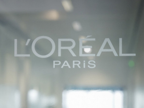 L’Oreal želi kupiti Amouage za tri milijarde eura