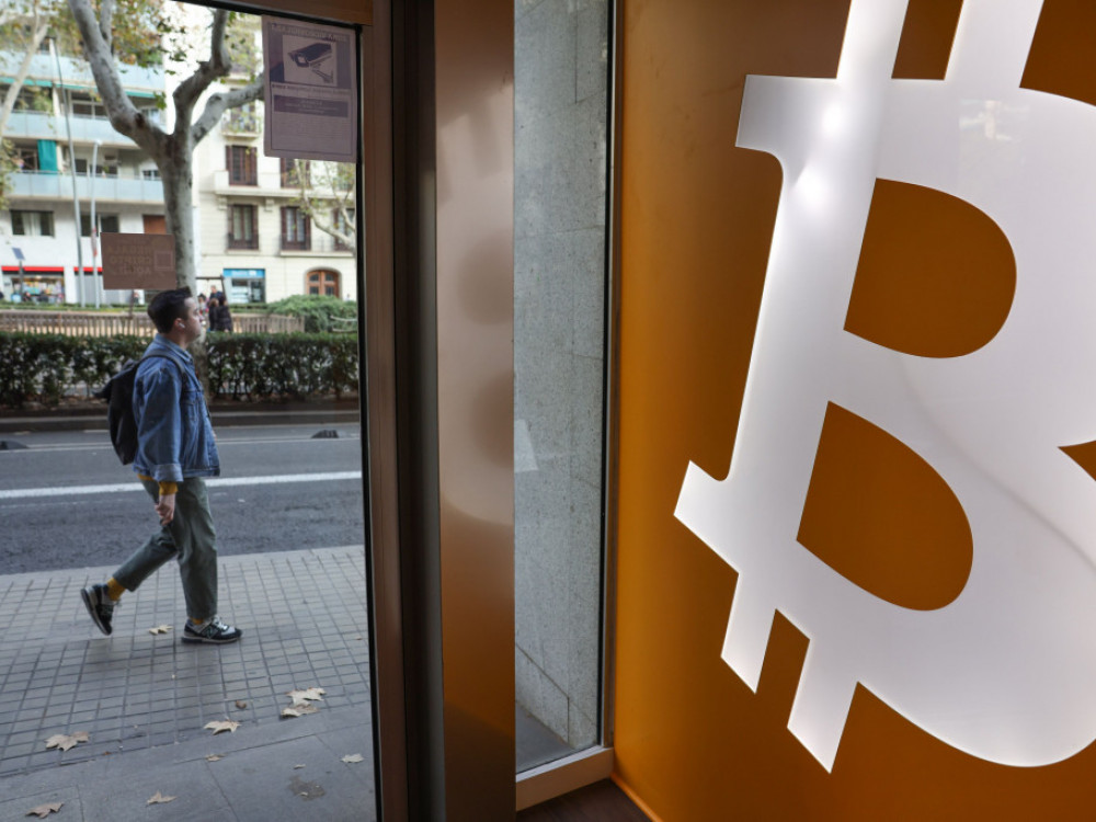 Bitcoin premašio bilijun dolara tržišne kapitalizacije