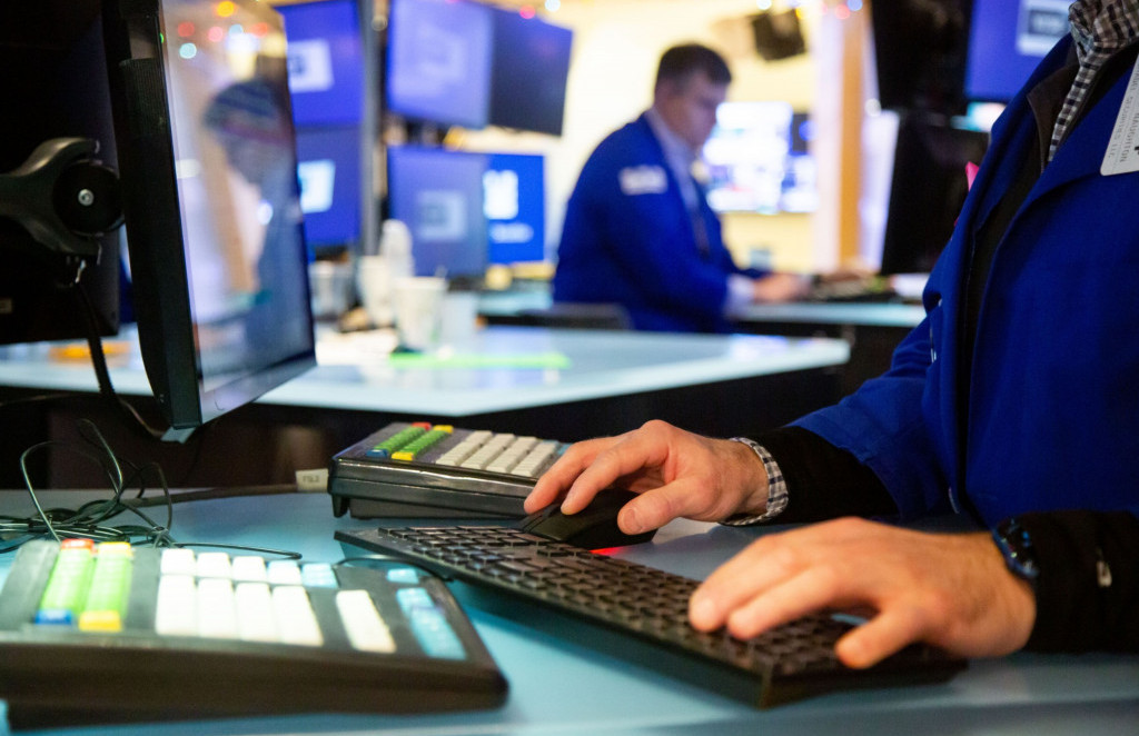 Rasprodaja dionica izazvala snažniji pad američkih indeksa