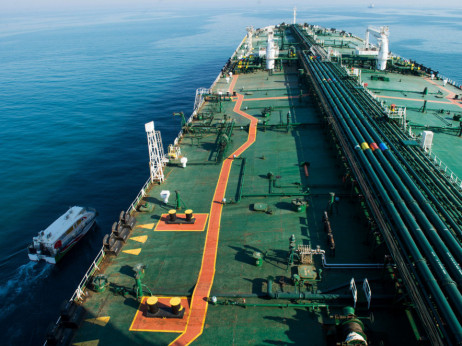 Cijena nafte na početku godine raste uslijed tenzija u Crvenom moru