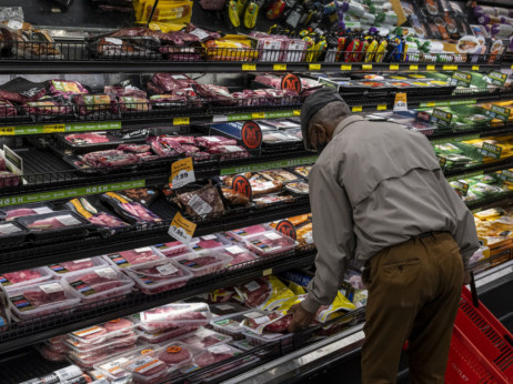 Inflacija u SAD-u raste dok cijene roba prekidaju višemjesečni pad