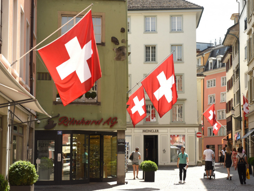 Švicarski alarm – Negativne kamate vraćaju se na mala vrata?
