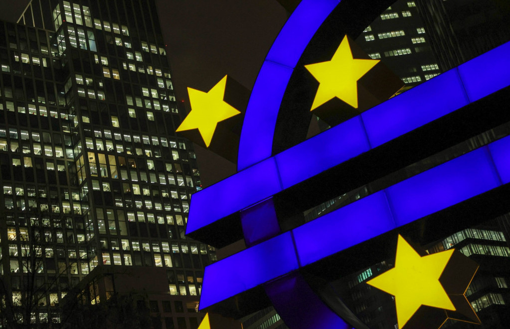 Potražnja za kreditima u eurozoni na dnu, očekuje se blagi oporavak