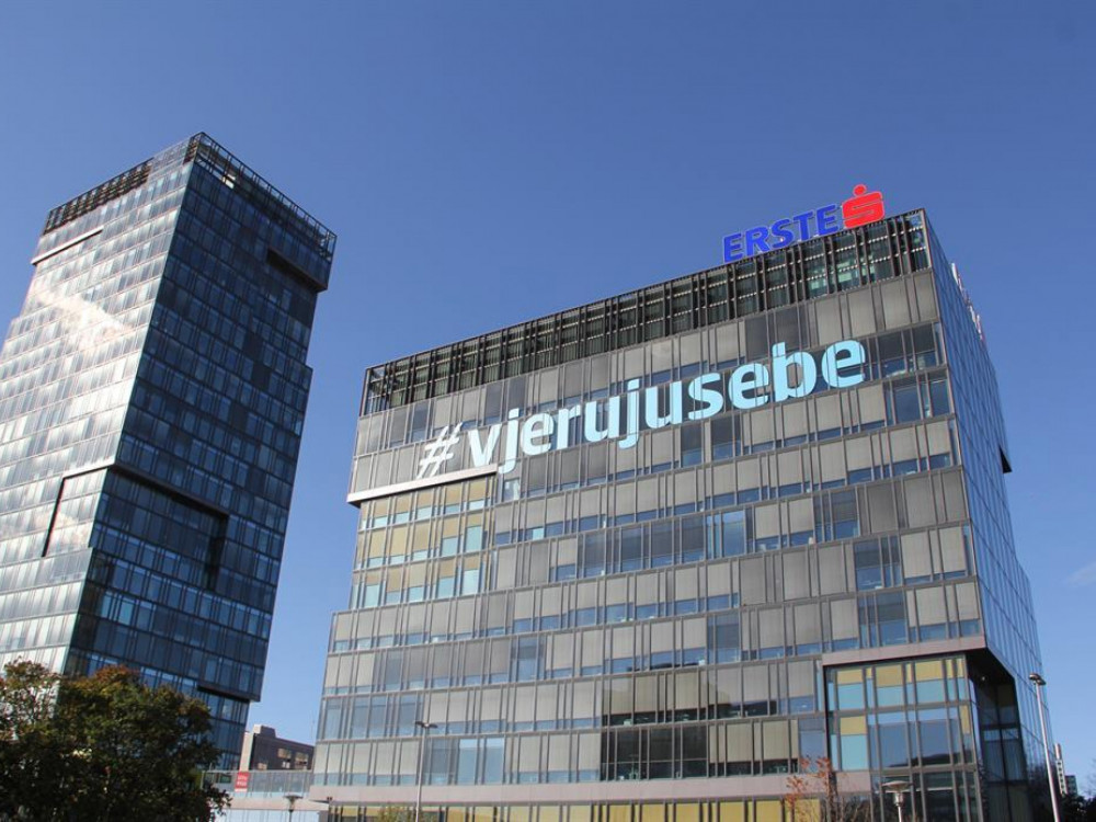 Erste&Steiermärkische banka lani s 219 milijuna eura neto dobiti