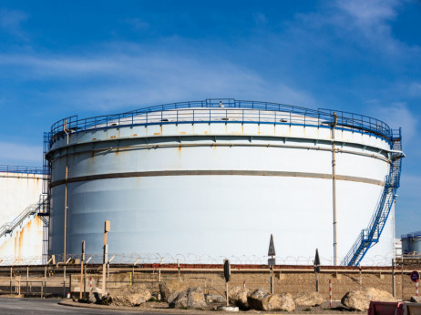 Cijena nafte raste zbog napada na ruske rafinerije i OPEC+ smanjenja