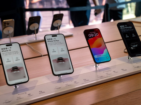 Appleove isporuke iPhonea su uslijed rasta Androida pale za 10 posto