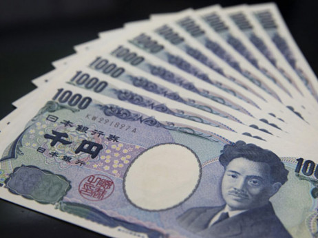 Japanski jen u slobodnom padu mogao potonuti na razinu iz 1986.
