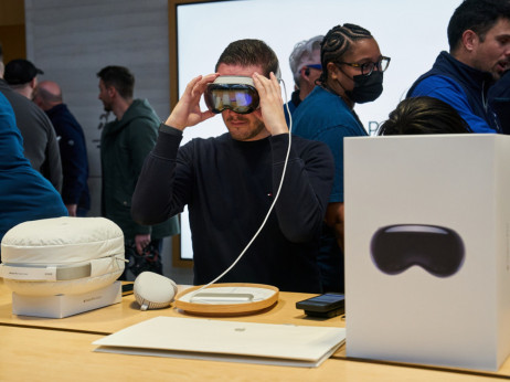 IDC: Apple ove godine neće prodati više od pola milijuna Vision Proova