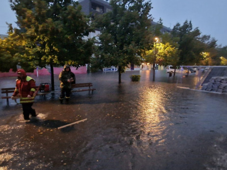 Jako nevrijeme pogodilo Sisačko-moslavačku županiju, stradao centar Gline