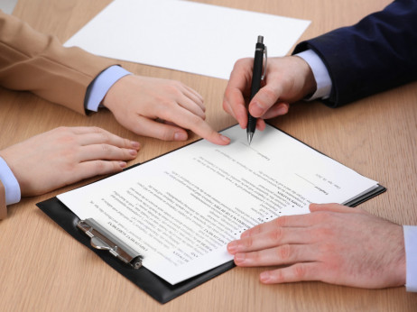 Hrvatsko M&A tržište jače nego ikad! Tri sektora čine 80% svih transakcija