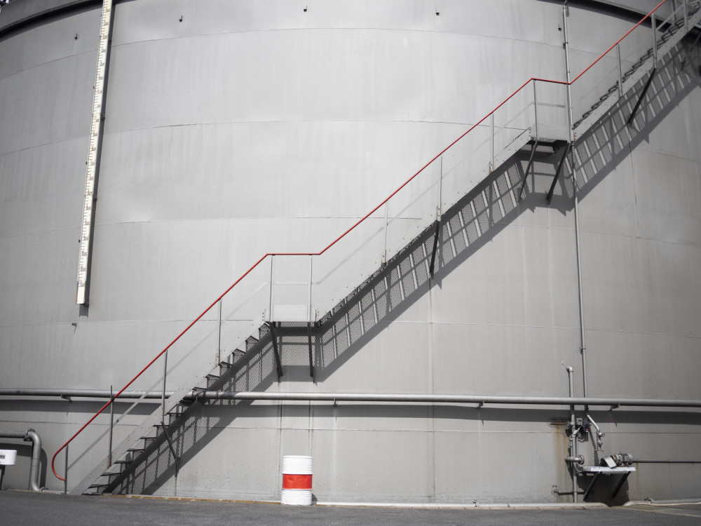 Cijena nafte stabilna usprkos eskalaciji sukoba na Bliskom istoku