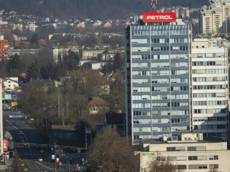 Što pokreće rast dionice Petrola