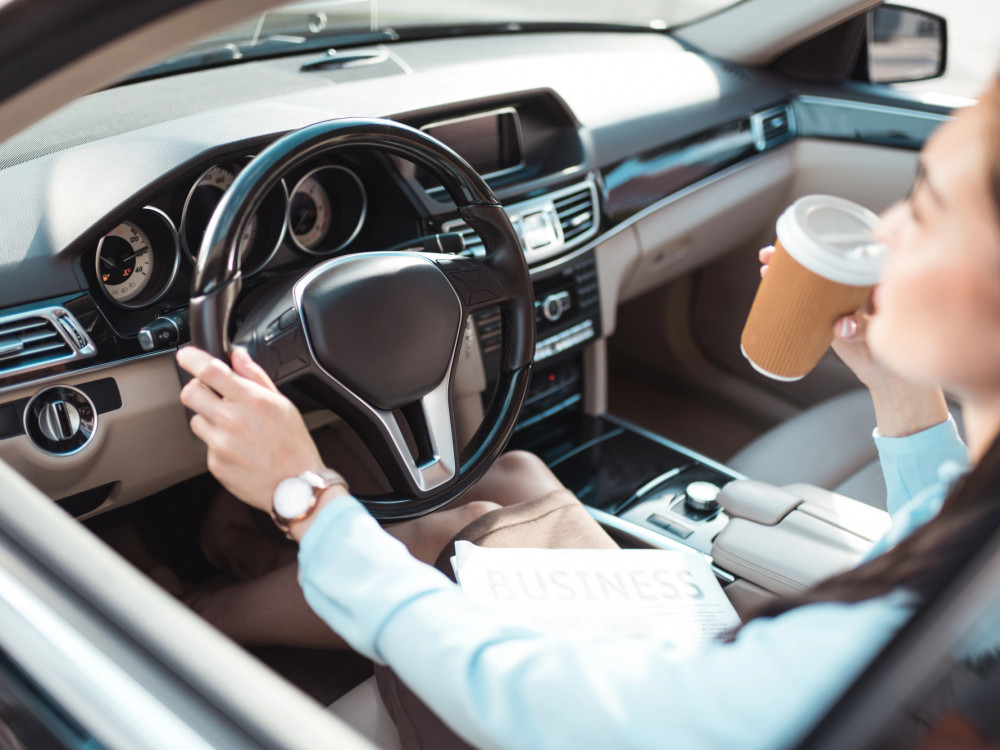 Započnite dan kao šef: što slušaju direktori na putu prema poslu?