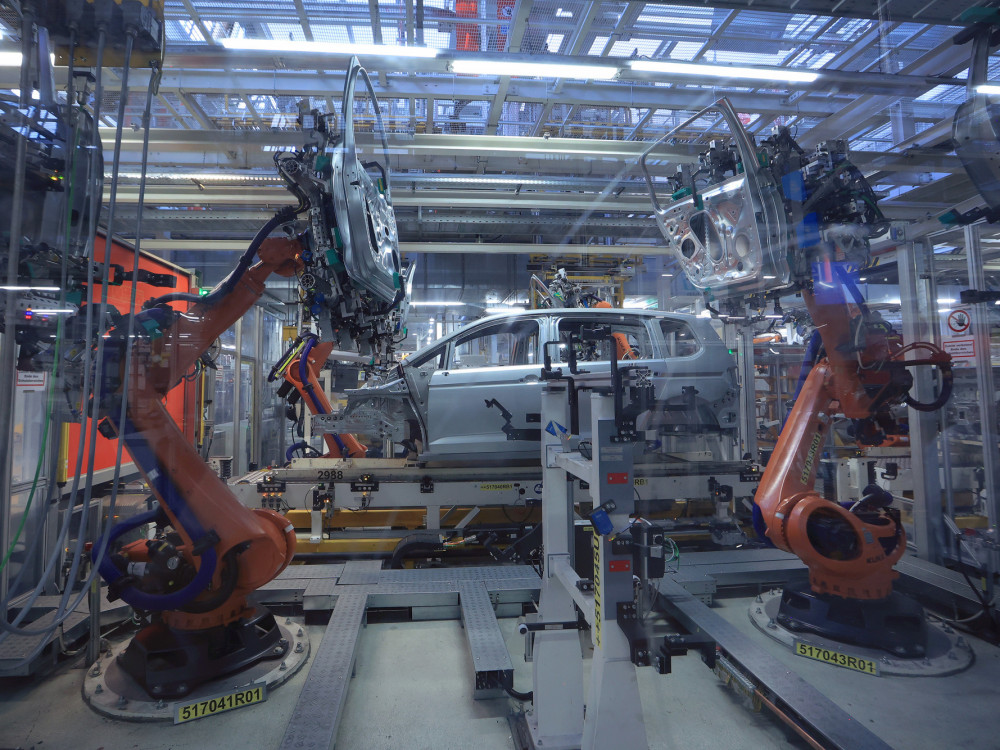 Trumpove auto carine uzdrmale burze od Europe do Azije