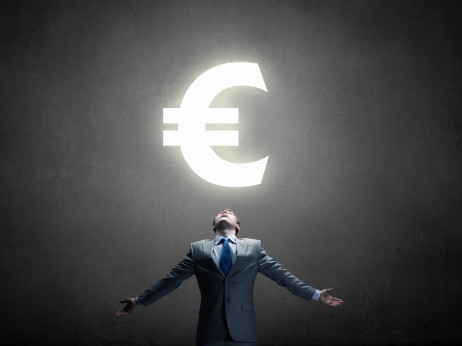 Hrvati su sve zadovoljniji, Eu uvodi digitalni euro a Trump počeo trgovinski rat s Indijom