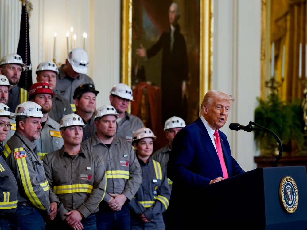 Trump koristi procvat umjetne inteligencije kao opravdanje za povratak ugljenu