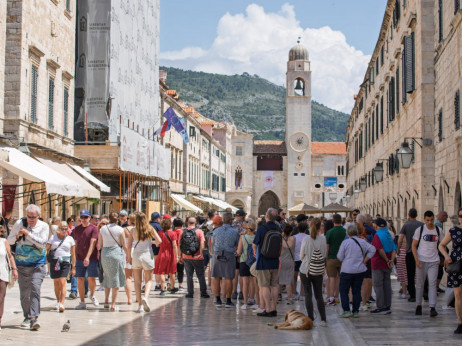 Blagi porast dolazaka i noćenja turista u prva četiri mjeseca