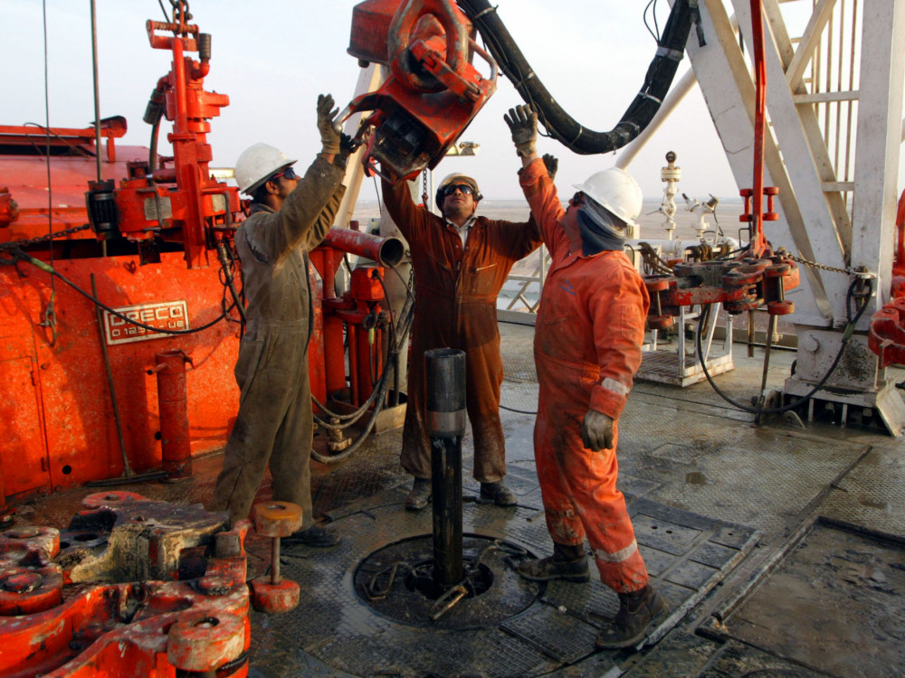 Nafta raste pa pada. Kako na tome zaraditi?