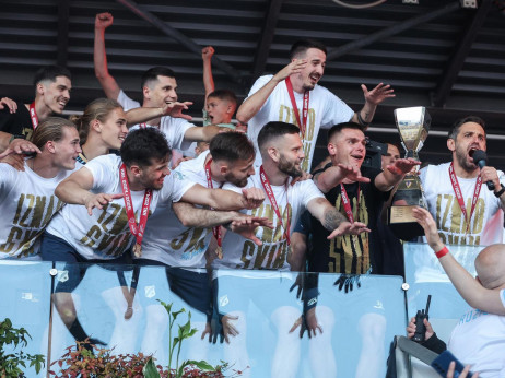Rijeka je prvak, ali jedino Dinamo od nogometa ozbiljno zarađuje