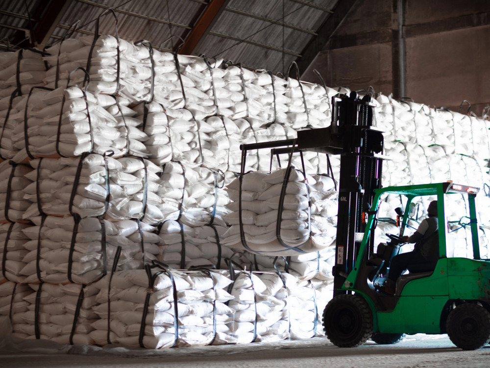 Šećer tone, a marže rastu. Zašto pad cijena ide na ruku Atlanticu i Podravki?
