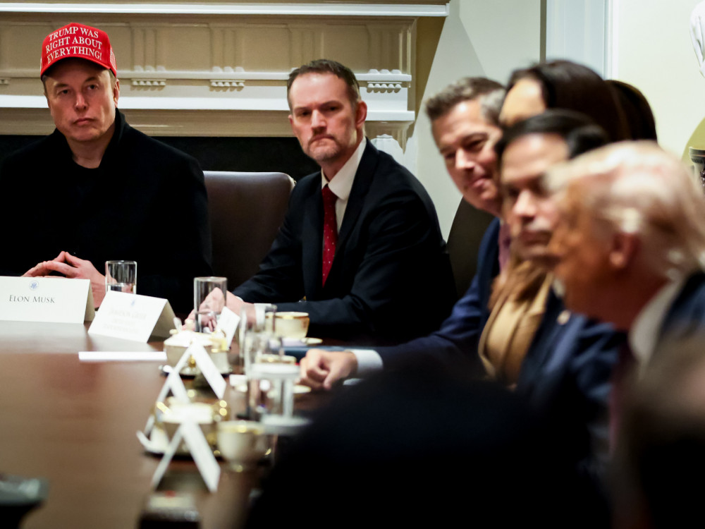 Jača sukob Trumpa i Muska, ulagači ne vjeruju zelenim obveznicama – pet stvari za početak dana