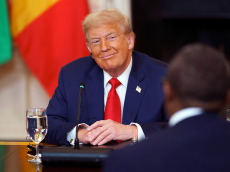 Trump zaprijetio Kanadi carinama od 35 posto, ostatku zemalja do 20 posto