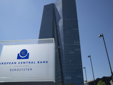 Treba li ECB nastaviti smanjivati kamatne stope?