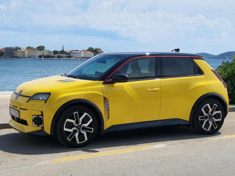 Kradljivac srca – Renault 5 je EV kakav smo godinama čekali