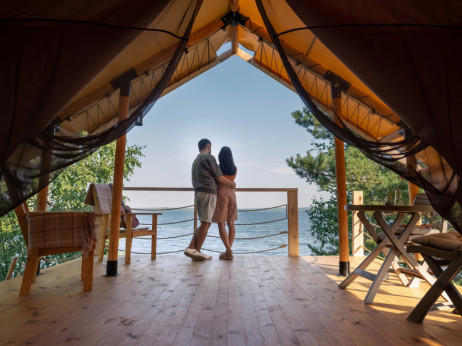 Glamping destinacije u Hrvatskoj koje spajaju luksuz s prirodom