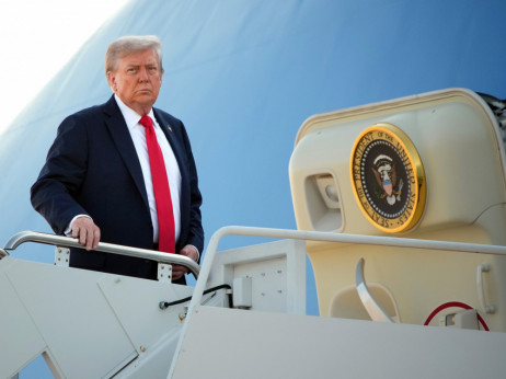 Nakon susreta Trumpa i Putina, Zelenski u ponedjeljak stiže u Washington