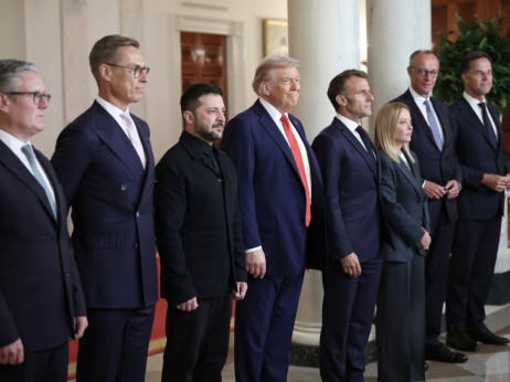 Europski čelnici utrkuju se iskoristiti Trumpovu podršku planu za slanje trupa u Ukrajinu