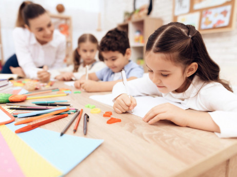 Kako podučavati djecu generacije Alpha o novcu u digitalnom svijetu? Evo savjeta stručnjaka