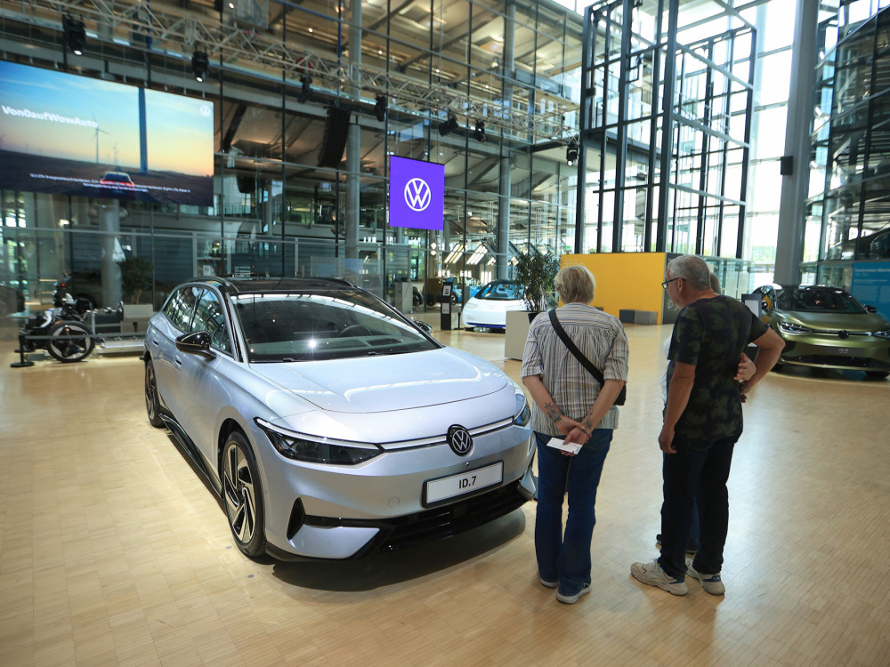 Skok prodaje automobila u Europi, kupci sve više traže EV-ove