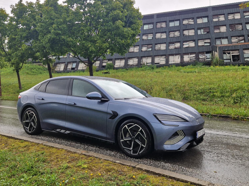 Provjerili smo može li BYD Seal doista parirati Porscheu, za trećinu cijene