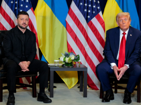 Trump poručio da NATO ruši ruske avione koji ulaze u europski zračni prostor