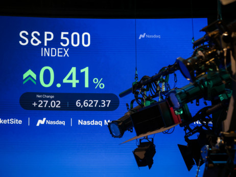 Rekordni niz S&P 500 izaziva dilemu - Prodati sada ili riskirati korekciju krajem godine