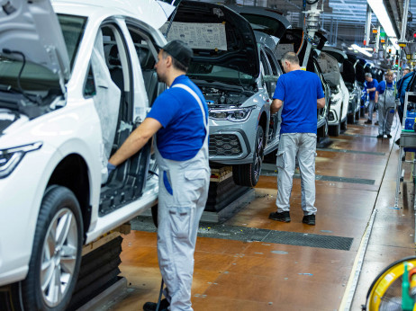 Hoće li Xi zatvoriti tvornice VW-a, BMW-a i Stellantisa?