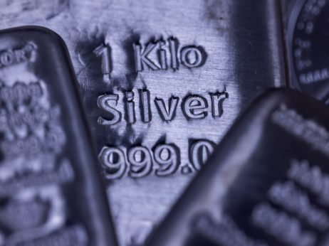 Skok cijena srebra zadaje probleme industriji koja ga najviše koristi